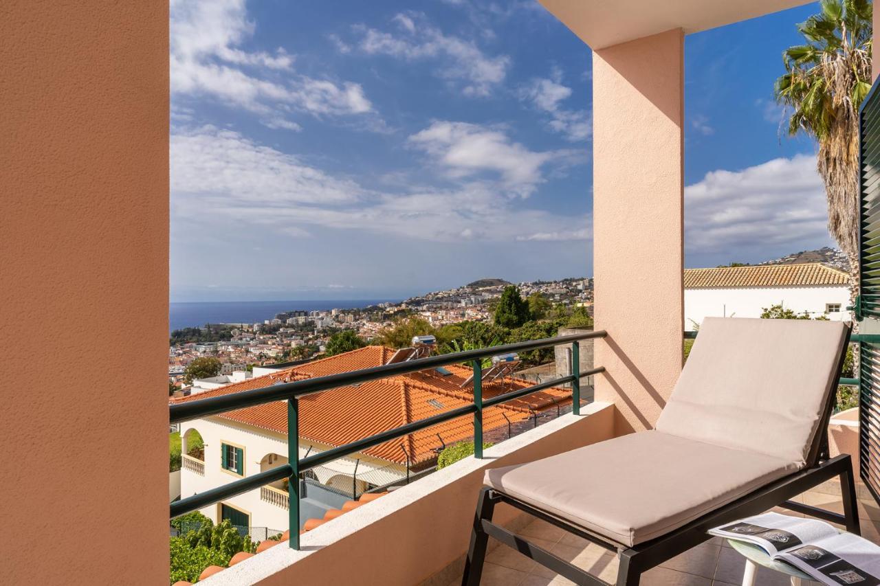 Stylish Apartment With Balcony And Amazing Views Over Funchal And The Sea Exterior photo